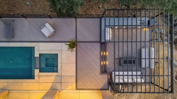 Belfiore custom deck by Stone Ridge Decking, photo 1