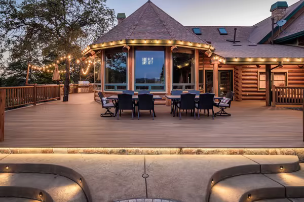 Country Side custom deck by Stone Ridge Decking, photo 2
