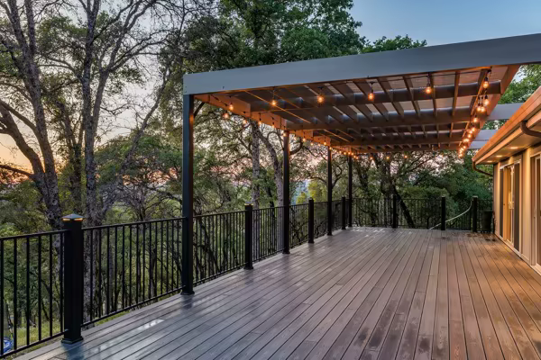 Timber Ridge custom deck by Stone Ridge Decking, photo 3