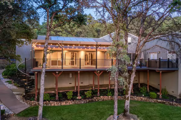 Timber Ridge custom deck by Stone Ridge Decking, photo 7