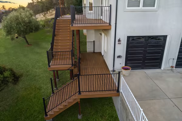 Vintage Way custom deck by Stone Ridge Decking, photo 8